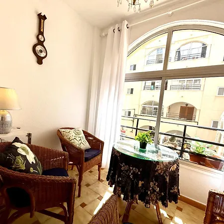 Galeon Pool Stay, 600 M To The Beach, 2 Double Beds Torrevieja