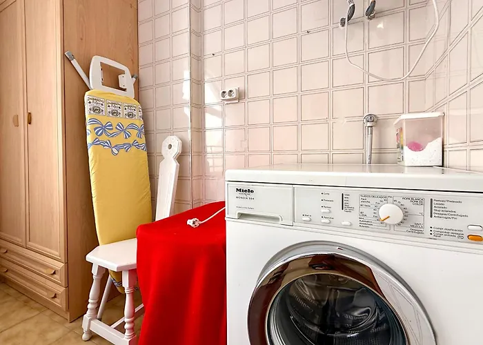 Galeon Pool Stay, 600 M To The Beach, 2 Double Beds Lägenhet *